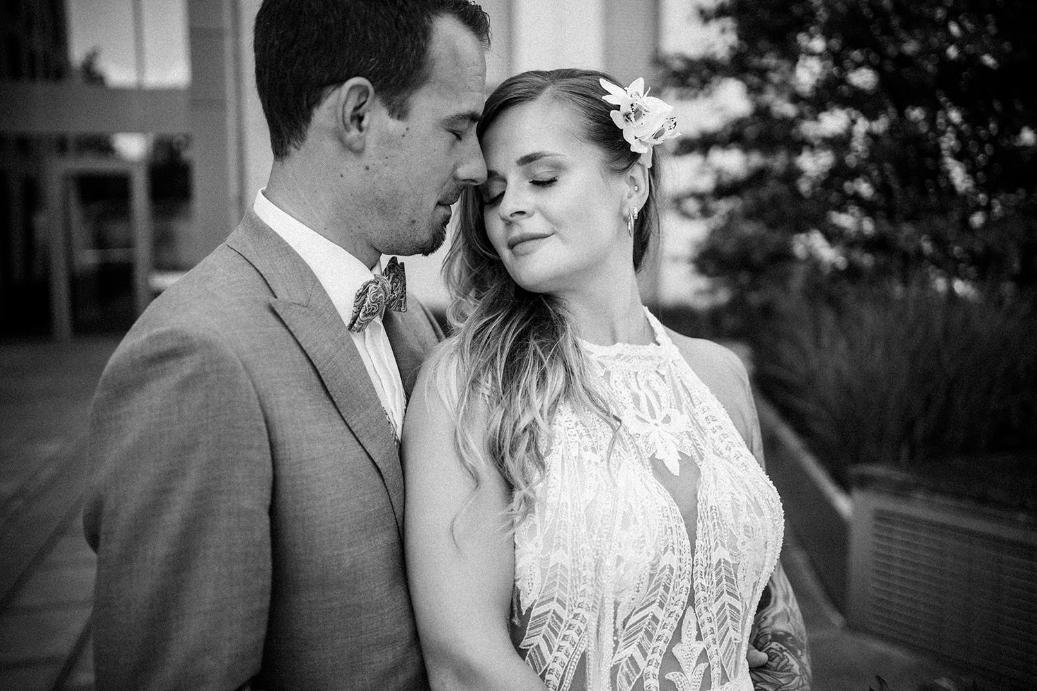 Hochzeitsfotograf Münster – Yana & Florian beim modernen Paarshooting im Hafen Münster