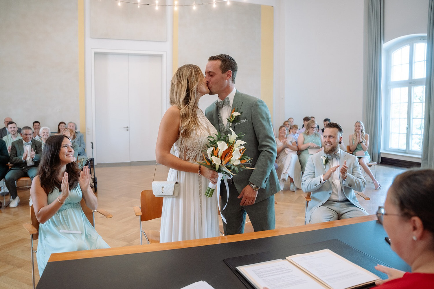 Hochzeitsfotograf Münster – Yana & Florian beim modernen Paarshooting im Hafen Münster